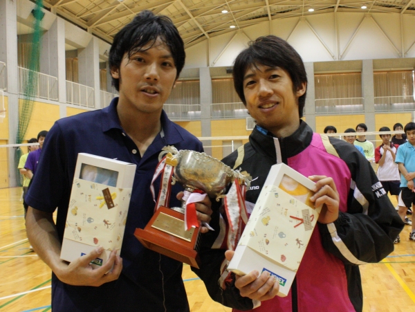 選手権優勝の立松・天野組